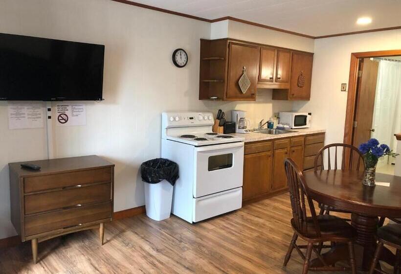 Люкс 2 Спальни, Marcotte Motor Court