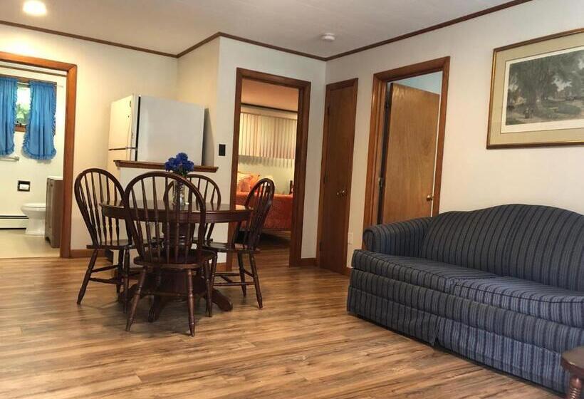 Люкс 2 Спальни, Marcotte Motor Court