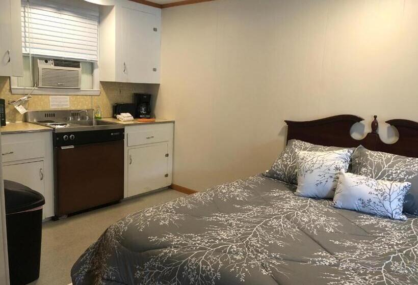 Номер Стандарт, Marcotte Motor Court