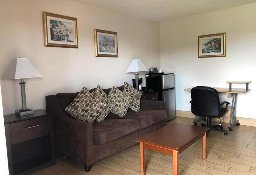 חדר דלוקס עם מיטת קינג, Sun Coast Inn