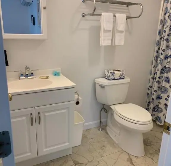 キングサイズベッドのデラックスルーム, The Tern Inn Bed & Breakfast And Cottages