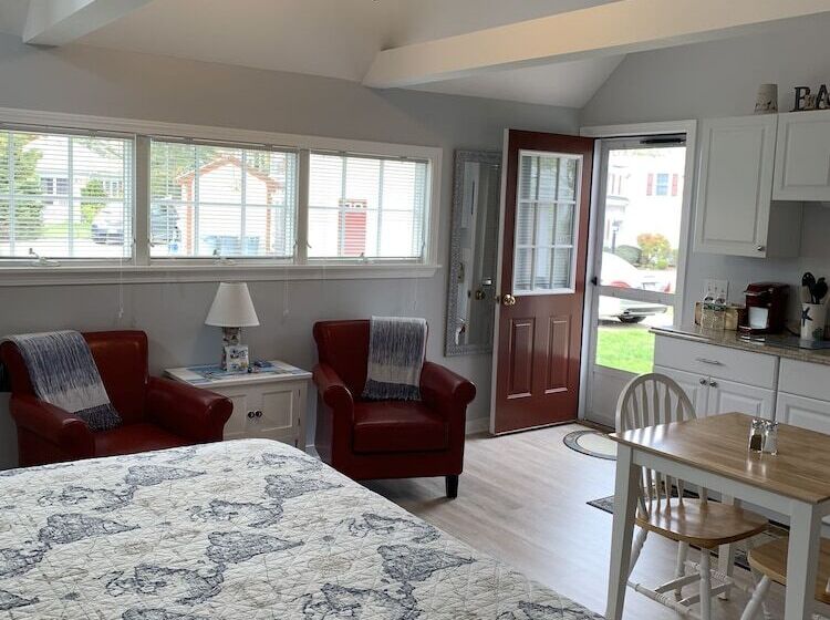 إستوديو قياسى, The Tern Inn Bed & Breakfast And Cottages