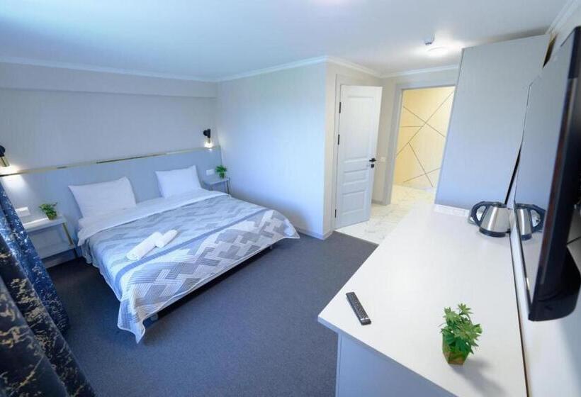 اتاق استاندارد, Grand Aura