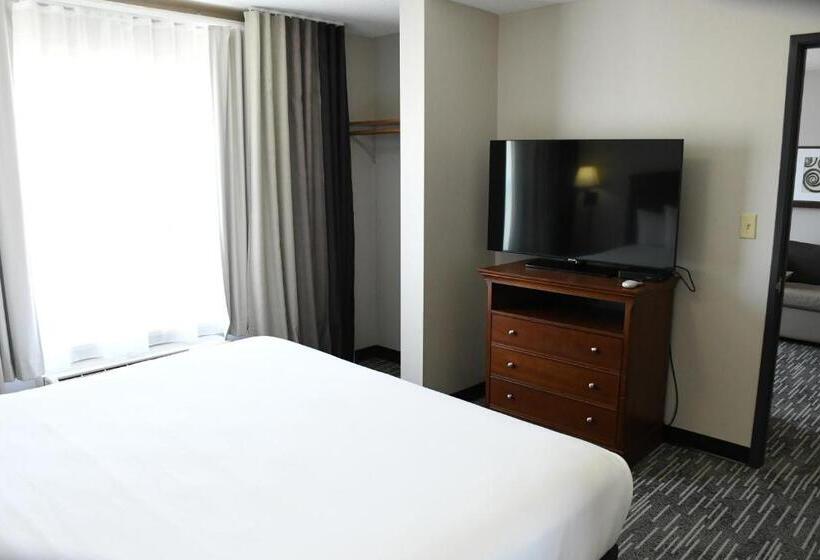 غرفة ديلوكس سرير كينج, Harmony Inn & Suites