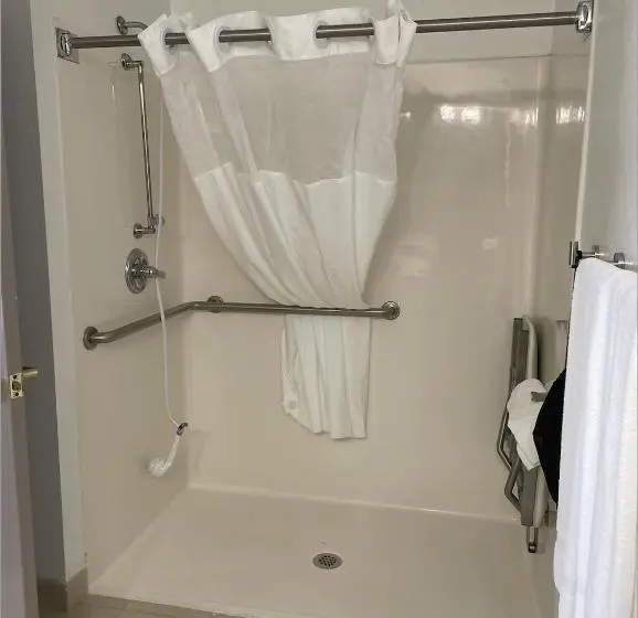 اتاق سوپریور با تخت بزرگ, Harmony Inn & Suites