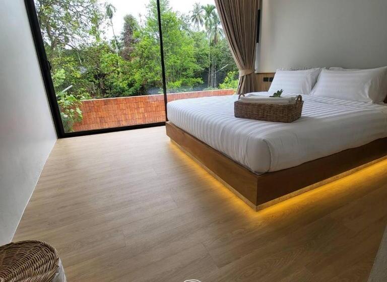 Номер Deluxe, Tree Space Living