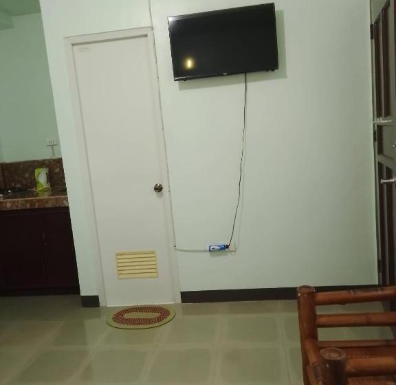 اتاق استاندارد, Mischa S Hostel