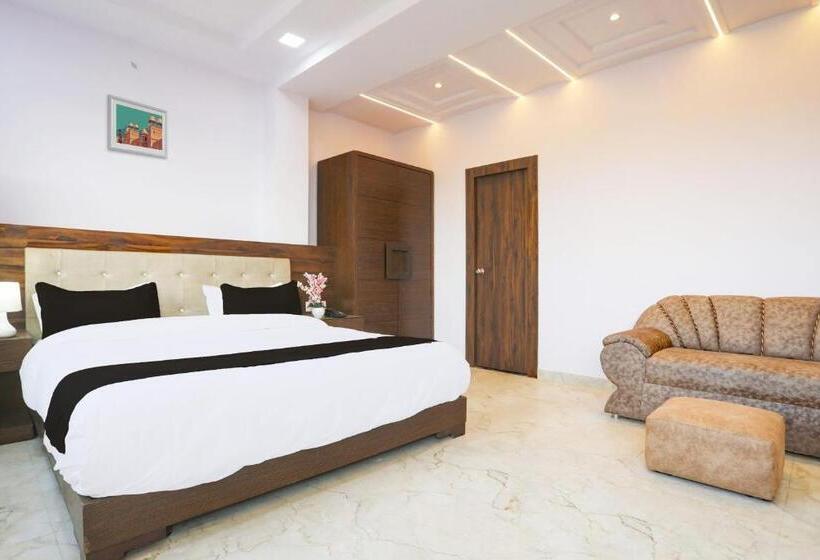 Трехместный Номер Классика, Oyo Hotel Lords Valley