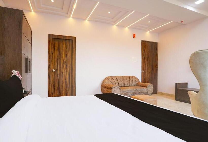 Трехместный Номер Классика, Oyo Hotel Lords Valley