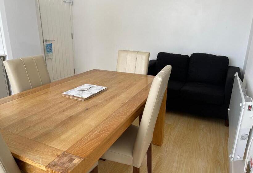 Номер Стандарт Индивидуальный, Lonsdale Place