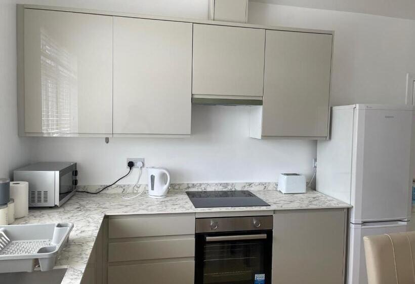 Номер Стандарт Индивидуальный, Lonsdale Place