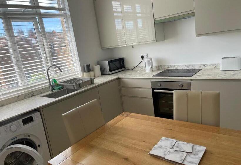 Номер Стандарт Индивидуальный, Lonsdale Place