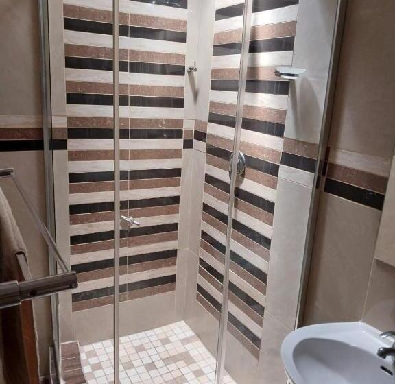 اتاق لوکس, The Flamingo Suite At Frederick S Place