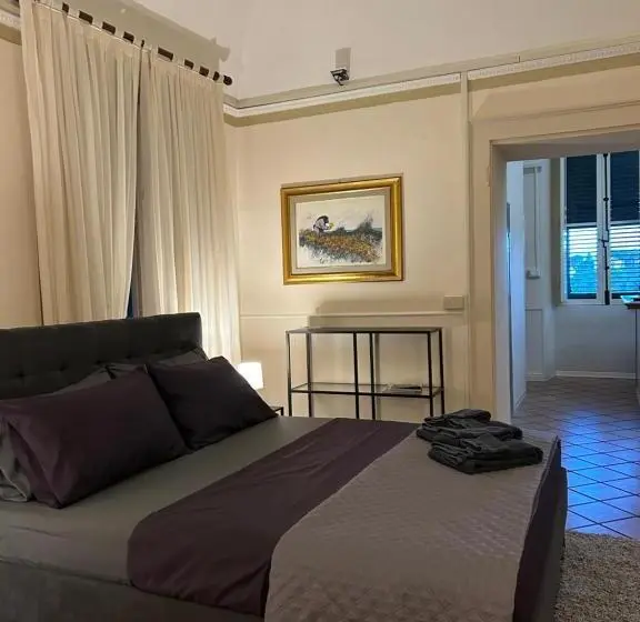 اتاق لوکس, Palazzo Antico