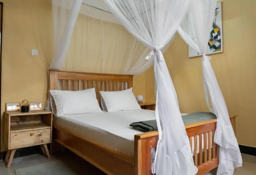 اتاق استاندارد با سرویس بهداشتی مشترک, Tukutane Kilimanjaro Homestay