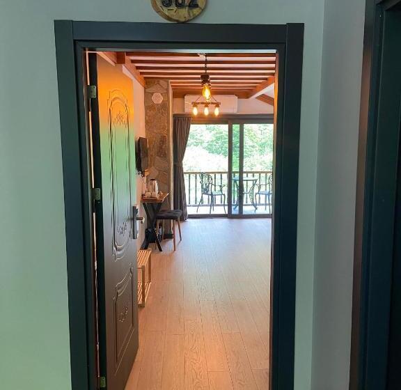 חדר סטנדרט עם טרסה, Vadi Taş Konak