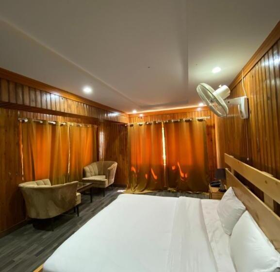 اتاق لوکس, Elite Skardu