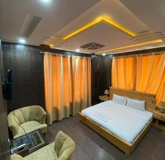 اتاق لوکس, Elite Skardu