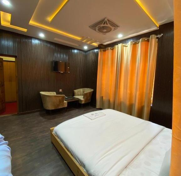 اتاق لوکس, Elite Skardu