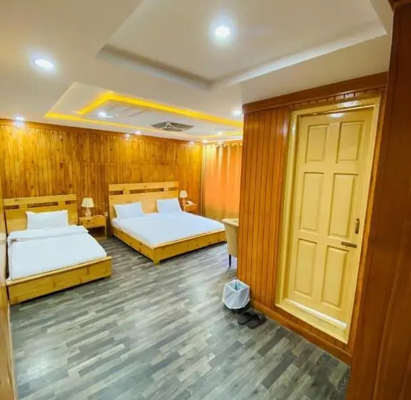 اتاق استاندارد با چشمانداز کوهستان, Elite Skardu