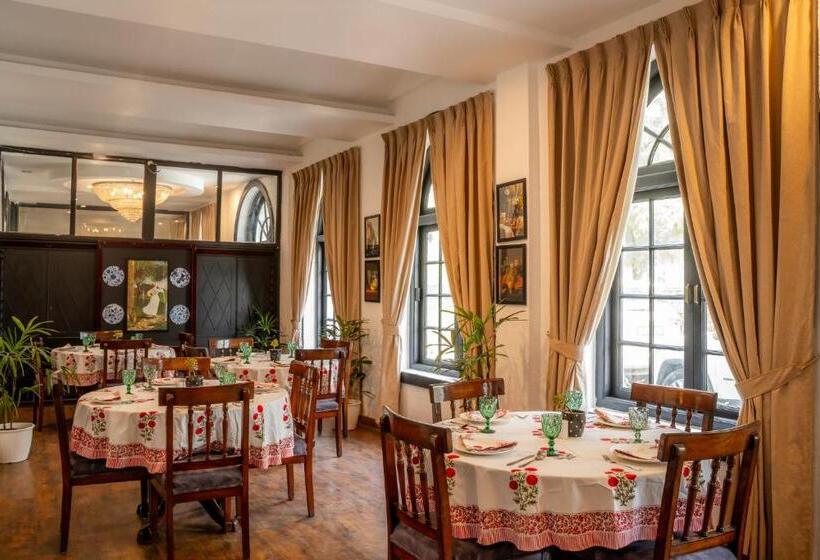 스탠다드 룸 산 전망, Ilbert Manor