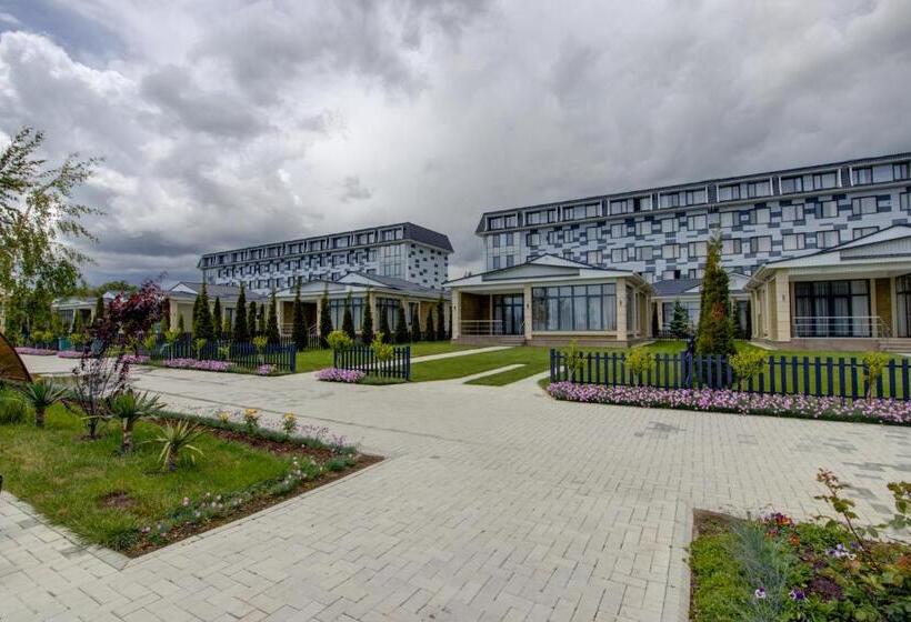 2 Bedrooms Apartment Lake View, Novel Hotel And Apartments