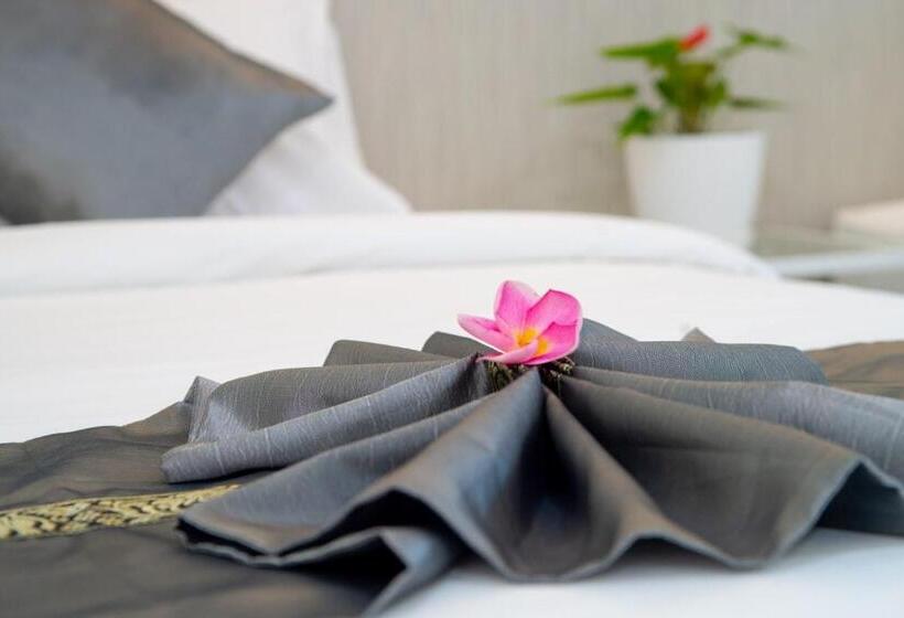 스탠다드 룸 킹사이즈 침대, Puean Chang Resort Phuket