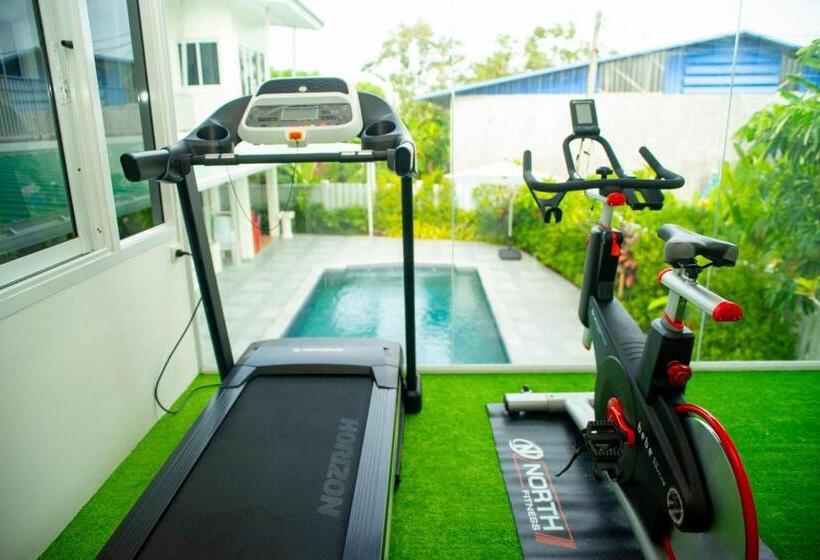 キングサイズベッドのデラックスルーム, Puean Chang Resort Phuket