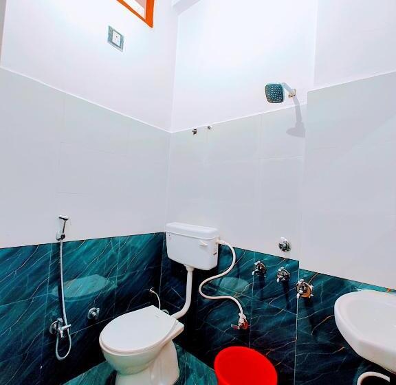 스탠다드 룸, Raghukul