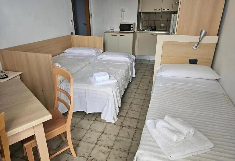 اتاق استاندارد سه نفره, & Residence Stella Maris
