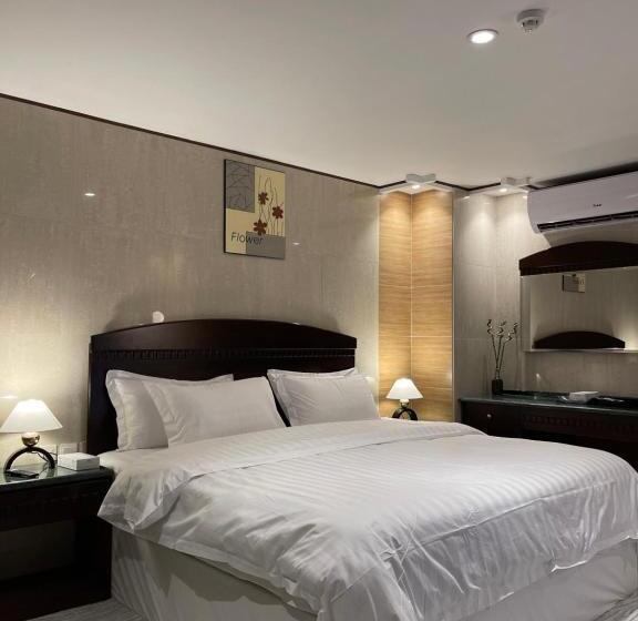 Sviitti Kaupungin Näkemystä, سويت غرفة وصالة بإطلالة واسعة على المدينة