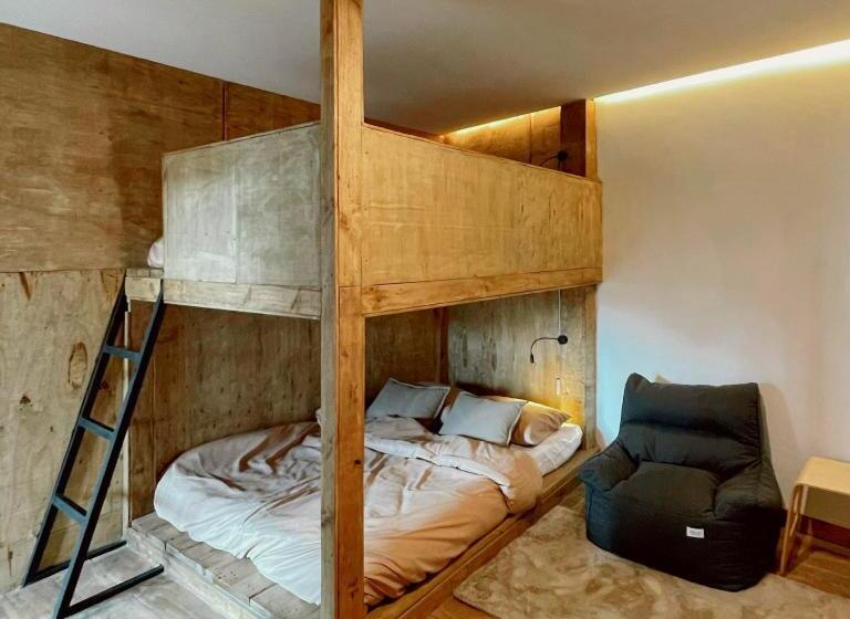 חדר משפחתי, Shack The Nap