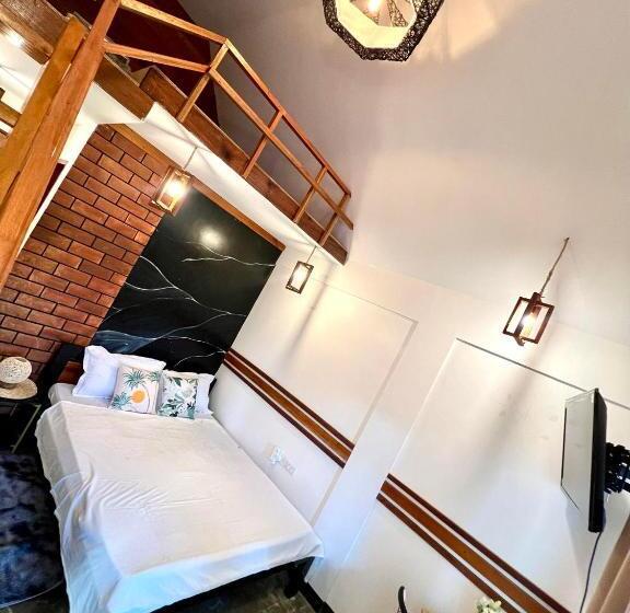 اتاق کلاسیک چهارنفره, Hakuna Villas