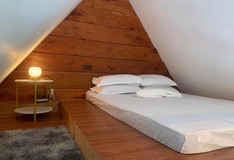 اتاق کلاسیک چهارنفره, Hakuna Villas