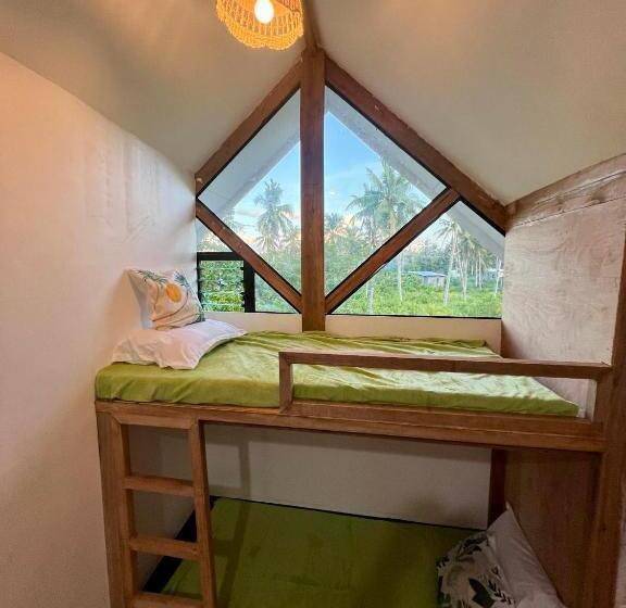 سوییت خانوادگی, Hakuna Villas