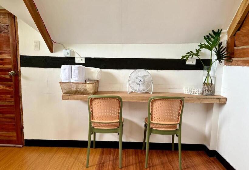 سوییت خانوادگی, Hakuna Villas