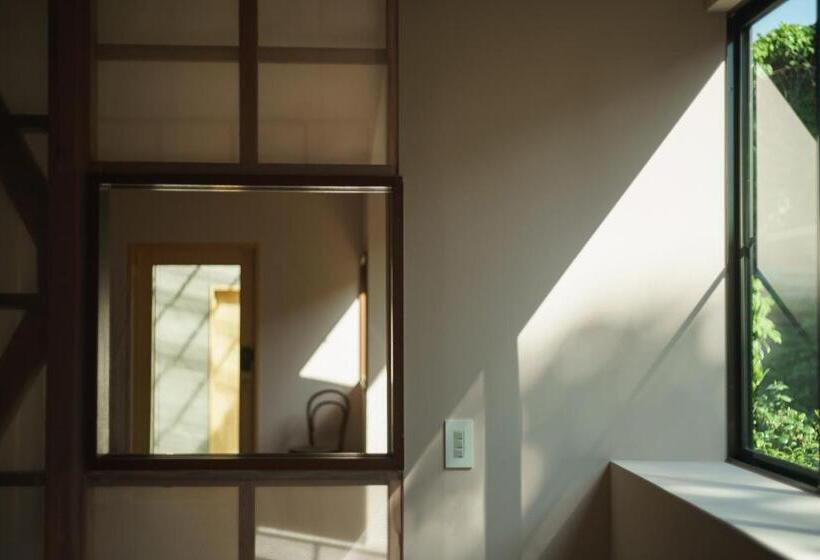 Standard Room, 市とコージ