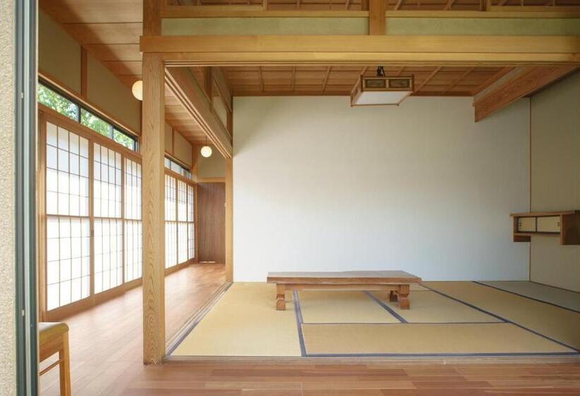 2 Bedroom Apartment Garden View, 市とコージ