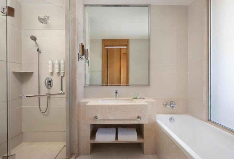 Номер Superior Вид на Город, Courtyard By Marriott Anji