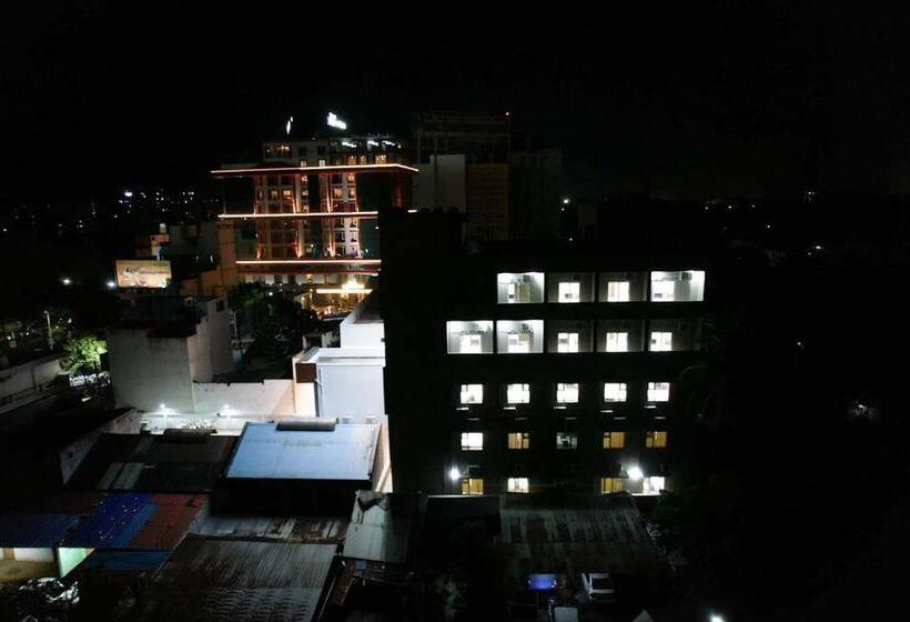 Номер Стандарт с Балконом, Jkinn