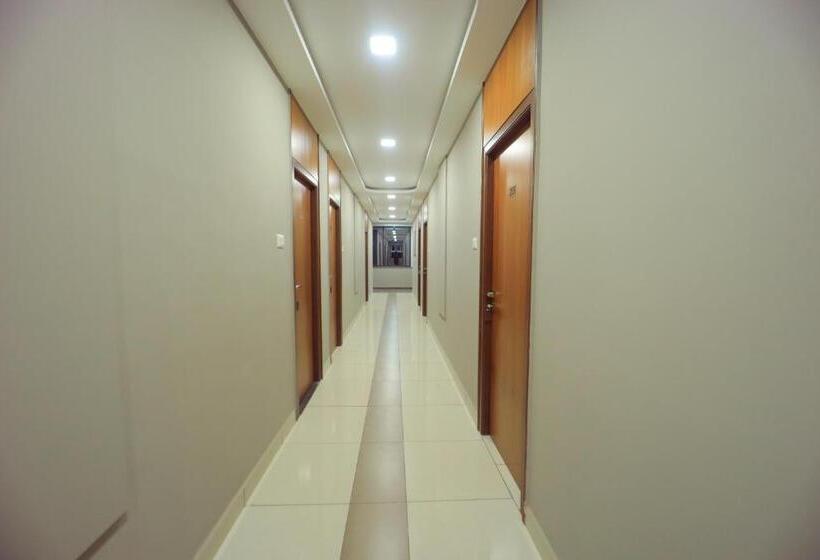 Семейный Номер Вид на Горы, Jkinn