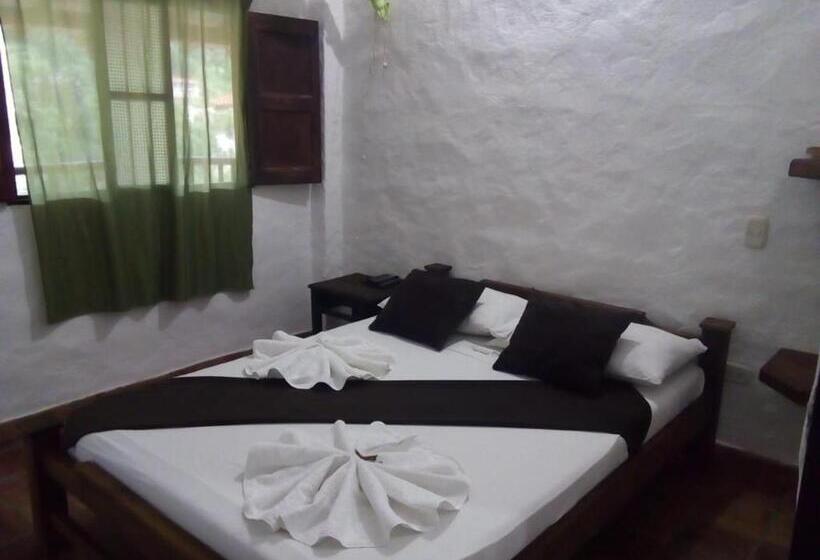 스탠다드 룸, Monterrey