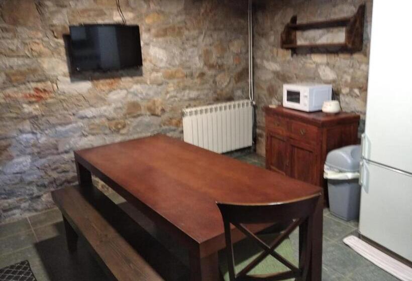 １ベッドルームハウス, Casa Rural Borrenes Las Médulas