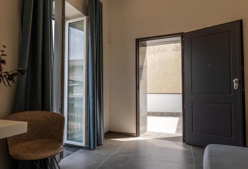 חדר סטנדרט לארבעה, Il Castelluccio Scafati