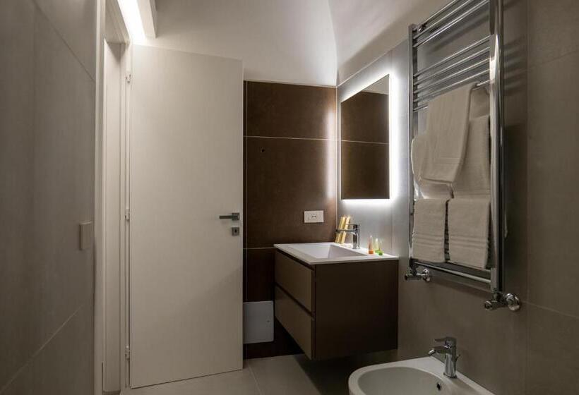 חדר סטנדרט לארבעה, Il Castelluccio Scafati