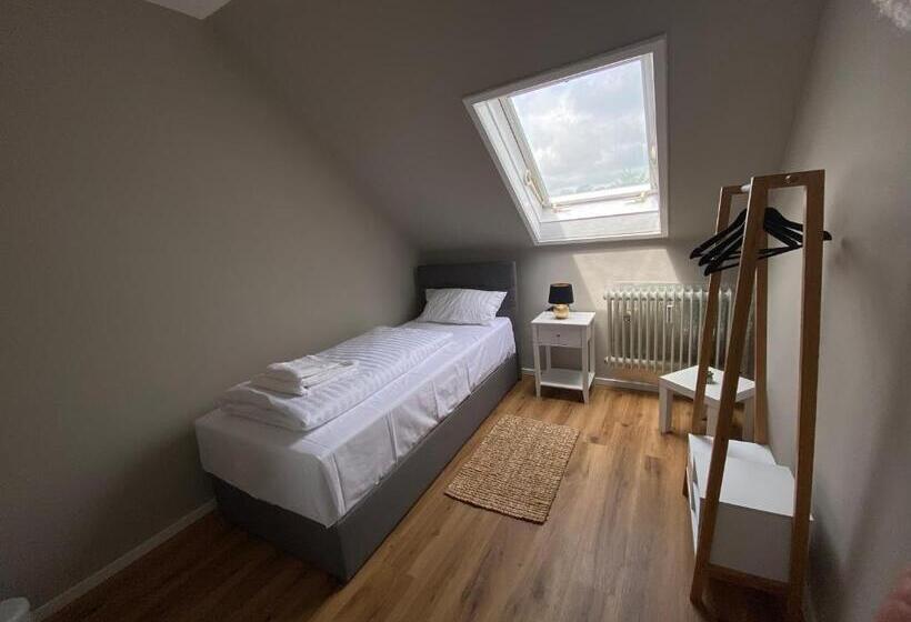 スタンダードシングルルーム, Repeat Racing Rooms