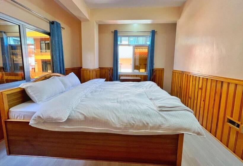 اتاق استاندارد, Sanjie Bhumi Guest House