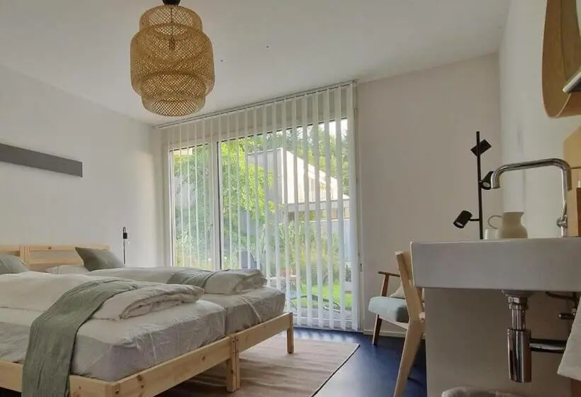 バス共有のスタンダードルーム, Gästezimmer Gerlafingen