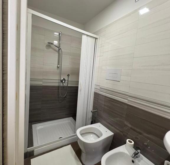 اتاق استاندارد چهارنفره با بالکن, Stelle Vista Mare