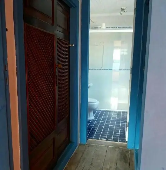 スーペリアの４人部屋, Espaço álacre Paraty